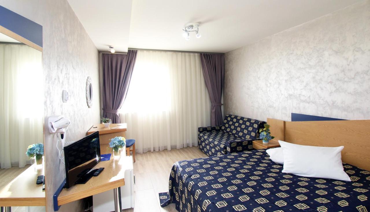 Iris Hotel Bors Exterior foto